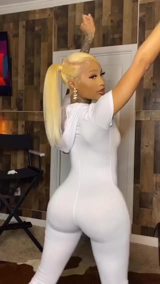 Trending Butt Cheeks @bb_mariah