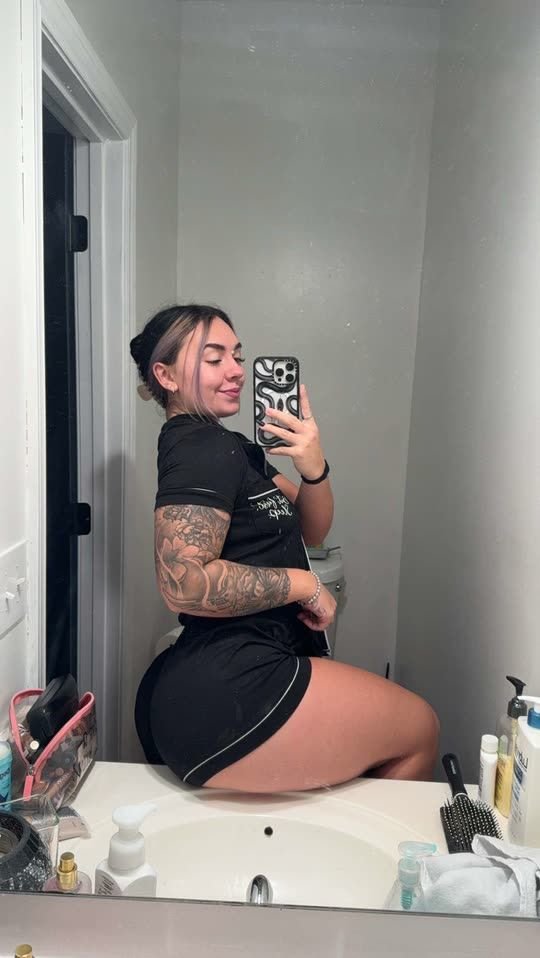 Trending Butt Cheeks View this Snap from Abby Berner💘 on Snapchat!