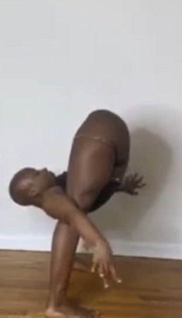 Trending Butt Cheeks Stretch marks on inner butt next to the ...hole???