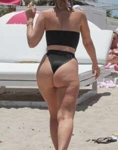 Popular Butt Cheeks 😎☻PLAY VIDEO☻😎