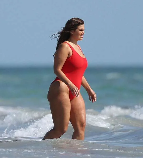 Viral Cheeks-#Ashley #Grahams #Baywatch #Photoshoot #PICS