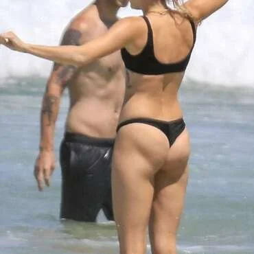 #Miley #Cyrus #Liam #Hemsworth #fuel #speculation #theyve #secretly #wed