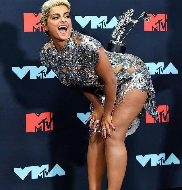Viral Cheeks-#Bebe #Rexha #shimmers #racy #dress #MTV #VMAs #Jersey